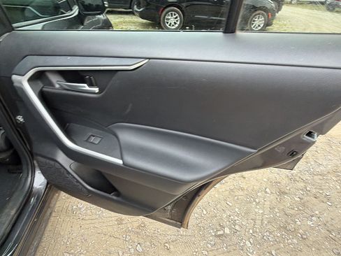 Used 2024 Toyota RAV4 XLE AWD/4WD image 20