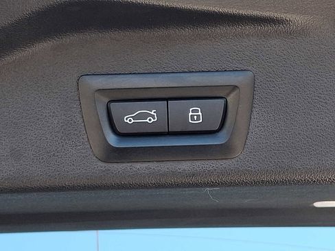 Used 2024 BMW X5 xDrive40i w/ Parking Assistance Package AWD/4WD image 29