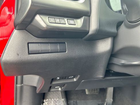 Used 2022 Lexus UX 250h w/ Premium Package AWD/4WD image 19