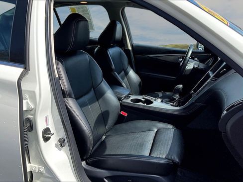 Used 2019 INFINITI Q50 Signature Edition w/ Cargo Package (L96) image 20