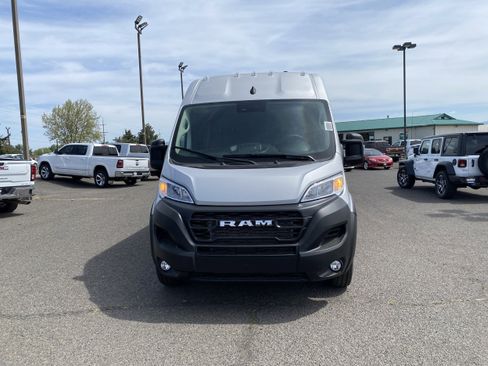New 2025 RAM ProMaster 2500 w/ Convenience Group image 13