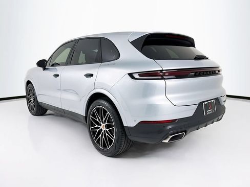 New 2026 Porsche Cayenne AWD/4WD image 3