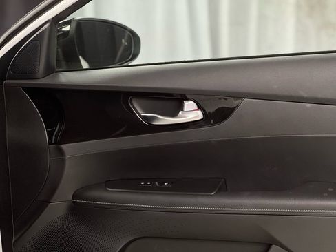 Used 2022 Kia Forte GT-Line w/ GT-Line Technology Package FWD image 42