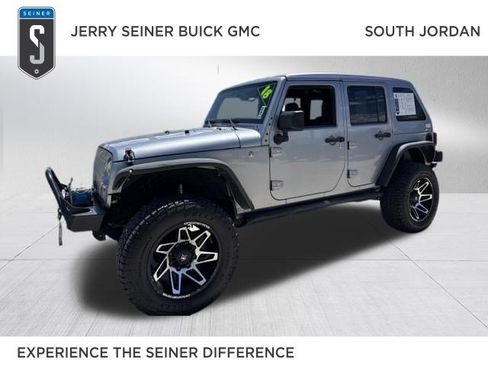 Used 2018 Jeep Wrangler Unlimited Rubicon w/ Connectivity Group AWD/4WD image 1
