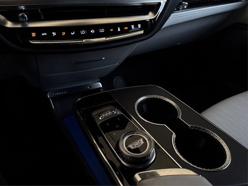 New 2026 Cadillac Lyriq Luxury image 27