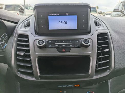 Used 2022 Ford Transit Connect XL FWD image 21