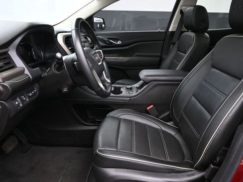 Used 2023 GMC Acadia Denali w/ Denali Ultimate Package AWD/4WD image 10