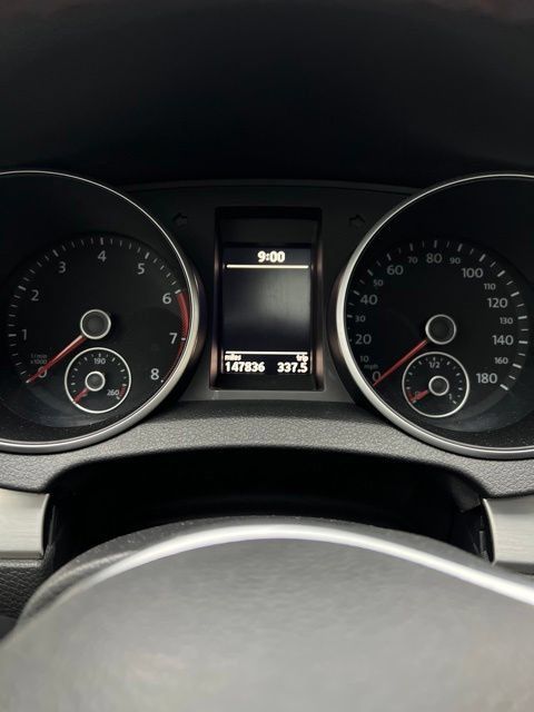 Used 2012 Volkswagen Golf 4-Door FWD image 6