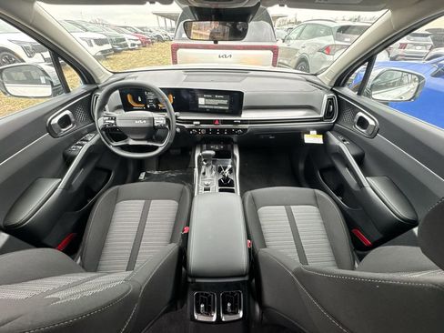 New 2026 Kia Sorento LX image 13