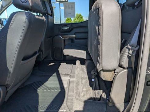 Used 2021 Chevrolet Silverado 1500 LT Trail Boss w/ Convenience Package II AWD/4WD image 25