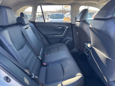 New 2025 Toyota RAV4 Limited image 28