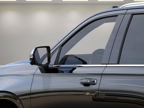 Used 2026 Chevrolet Tahoe Premier image 13