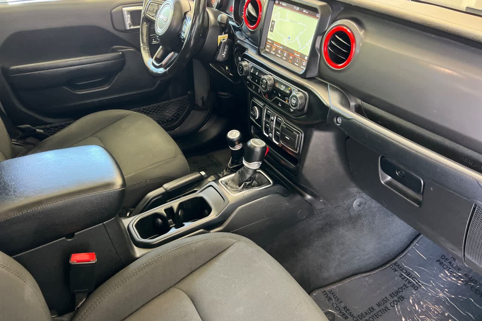 Used 2022 Jeep Gladiator Sport AWD/4WD image 16