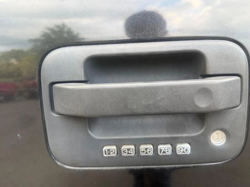 Used 2014 Ford F150 XLT w/ Equipment Group 301A Mid AWD/4WD image 21