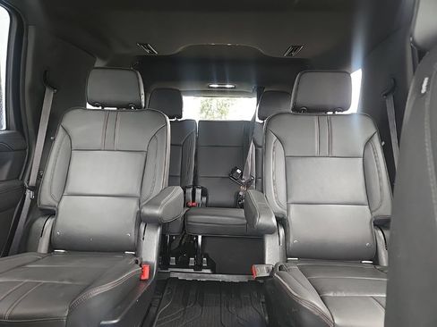 Used 2021 Chevrolet Tahoe RST w/ Luxury Package AWD/4WD image 35
