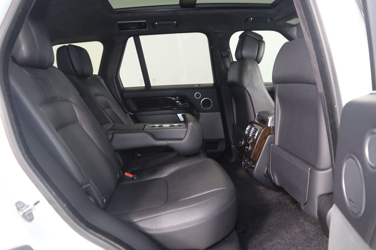 Used 2018 Land Rover Range Rover Supercharged AWD/4WD image 15