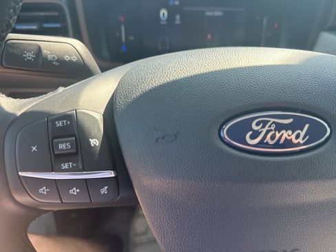 New 2025 Ford Maverick XLT w/ XLT Luxury Package image 14