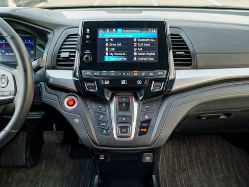 Used 2023 Honda Odyssey EX-L image 48