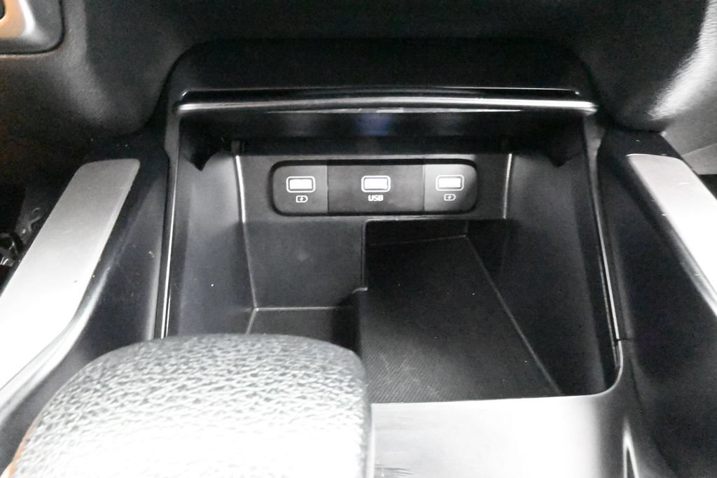 Used 2023 Kia Sorento LX FWD image 25