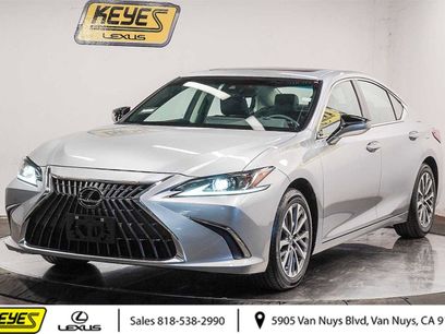 Used 2025 Lexus ES 350 w/ Accessory Package (Z2)