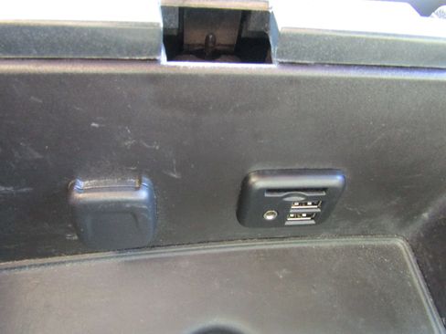 Used 2015 Chevrolet Silverado 2500 LT w/ LT Convenience Package image 37