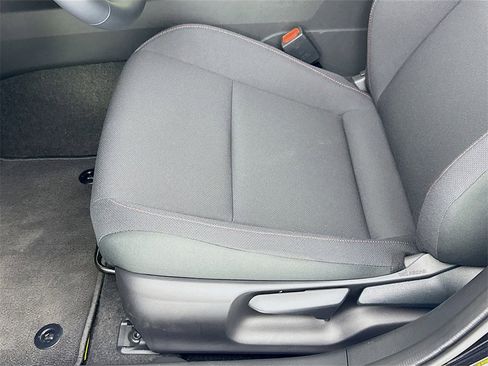 Used 2026 Toyota Prius Plug-In Hybrid image 12