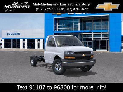New 2026 Chevrolet Express 3500 w/ Power Convenience Package