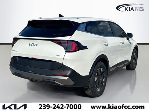 New 2026 Kia Sportage LX image 5