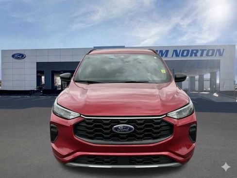 Used 2024 Ford Escape ST-Line w/ Cold Weather Package FWD image 10