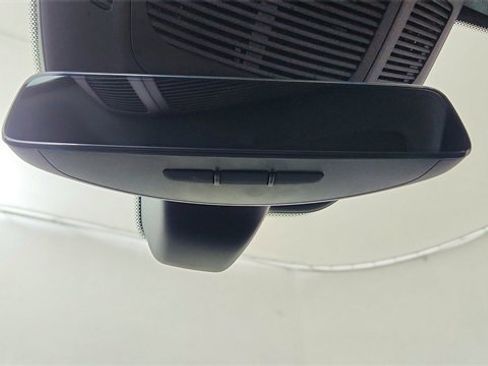 Used 2023 Mercedes-Benz GLE 450 4MATIC w/ AMG Line Exterior image 56