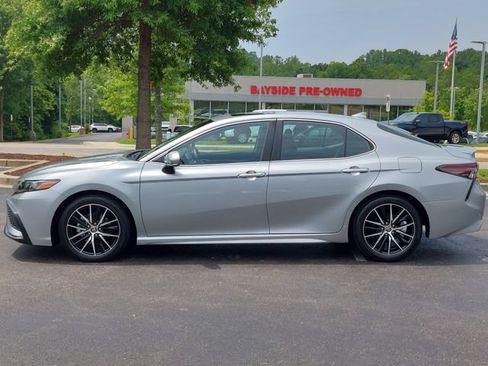 Certified 2023 Toyota Camry SE w/ Cold Weather Package FWD image 10