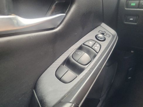 Used 2022 Nissan Sentra SV FWD image 27