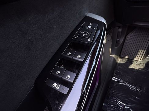 Used 2023 Kia EV6 GT image 24