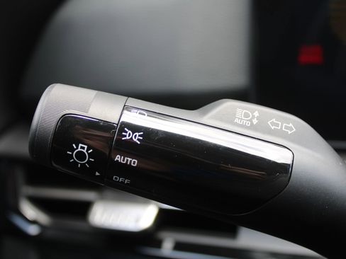 New 2026 Kia Sportage EX image 28