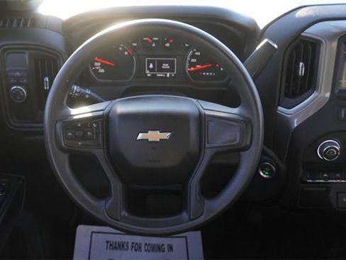 Used 2022 Chevrolet Silverado 1500 Custom image 16