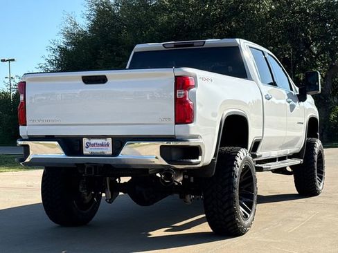 Used 2024 Chevrolet Silverado 2500 LTZ AWD/4WD image 8