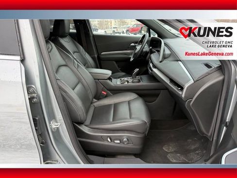 Used 2025 Cadillac XT4 Premium Luxury image 20