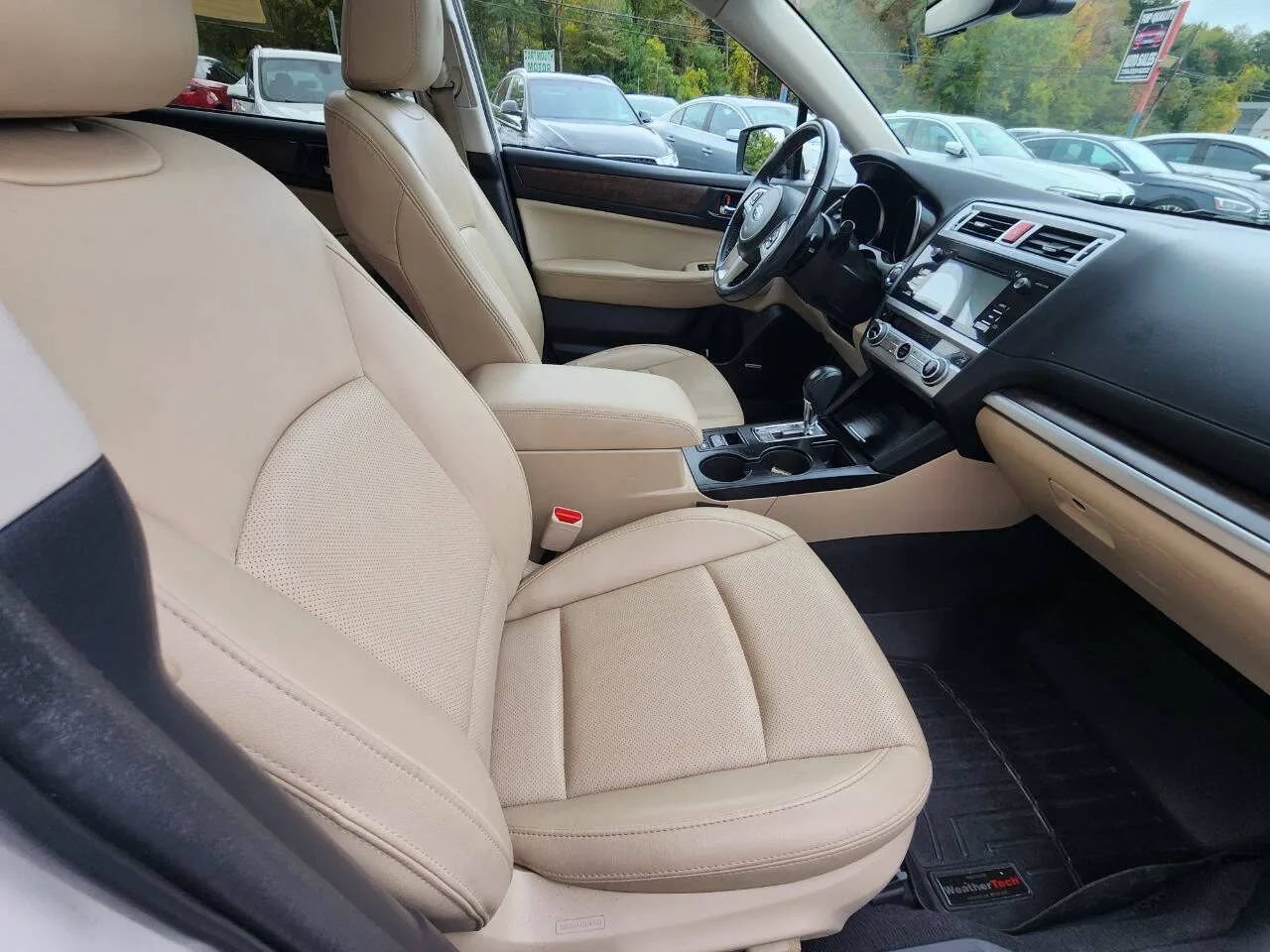 Used 2017 Subaru Outback 3.6R Limited AWD/4WD image 15
