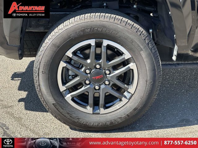 Used 2025 Toyota Tacoma TRD Sport w/ TRD Sport Upgrade Package AWD/4WD image 11