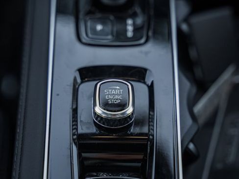 New 2026 Volvo XC90 B6 Ultra w/ Protection Package image 22