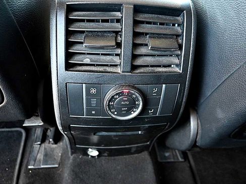 Used 2012 Mercedes-Benz GL 450 4MATIC image 14