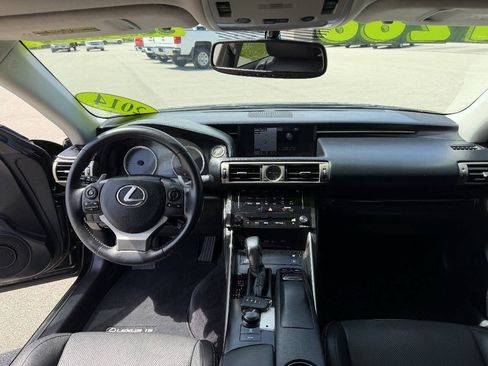 Used 2014 Lexus IS 250 AWD w/ Navigation Package image 11