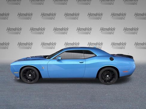 Used 2015 Dodge Challenger R/T Scat Pack RWD image 6