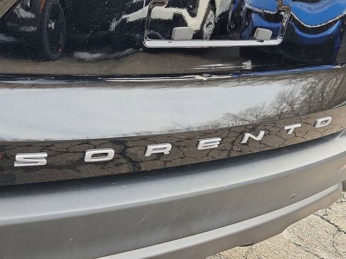 Certified 2022 Kia Sorento S image 30