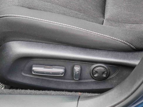 Certified 2023 Honda Accord EX image 25