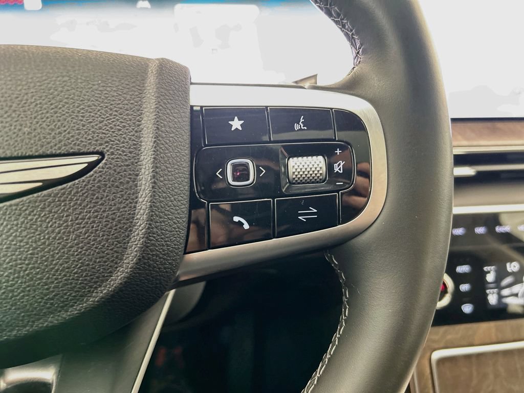 Used 2025 Genesis GV80 2.5T Advanced AWD/4WD image 12