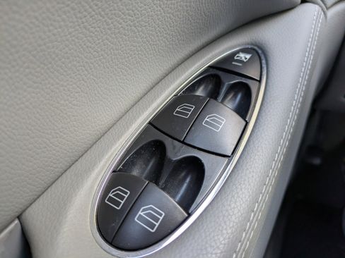 Used 2007 Mercedes-Benz CLS 550 image 20