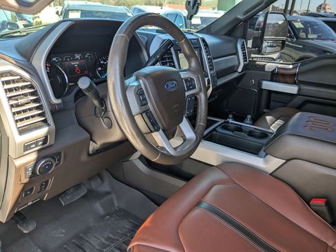 Used 2019 Ford F250 King Ranch w/ King Ranch Ultimate Package image 10