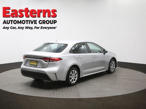 Used 2024 Toyota Corolla LE image 39