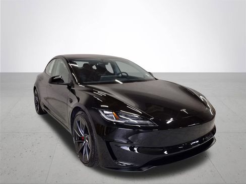 Used 2024 Tesla Model 3 Performance image 4
